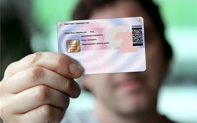 Jak nepřijít o zaměstnaneckou kartu | IRS Czech
